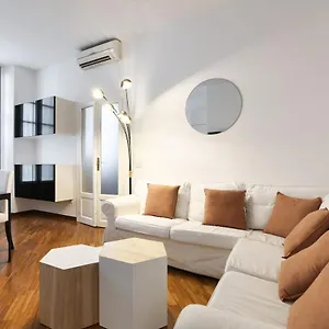  Appartement Charming San Babila Apt.