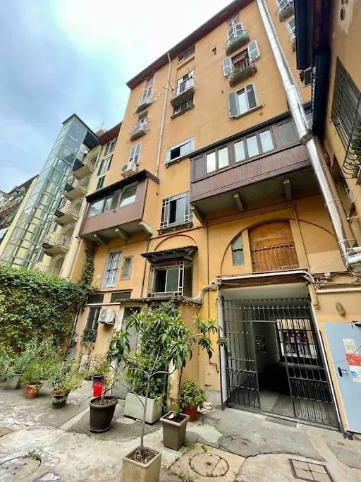 Nido D'Amore - Queen Of Hearts' Love Nest Milan Apartment